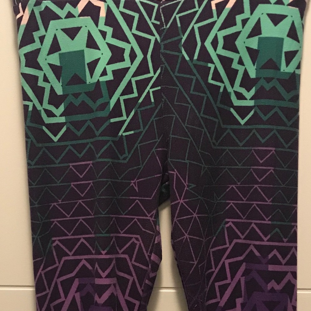 Lularoe Aztec Leggings One Size